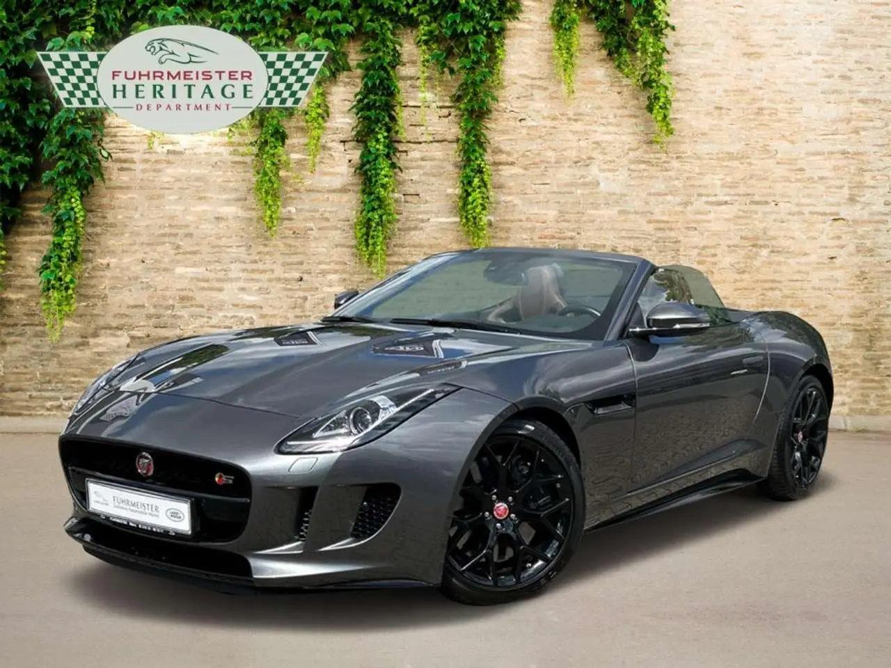 Photo 1 : Jaguar F-type 2016 Petrol