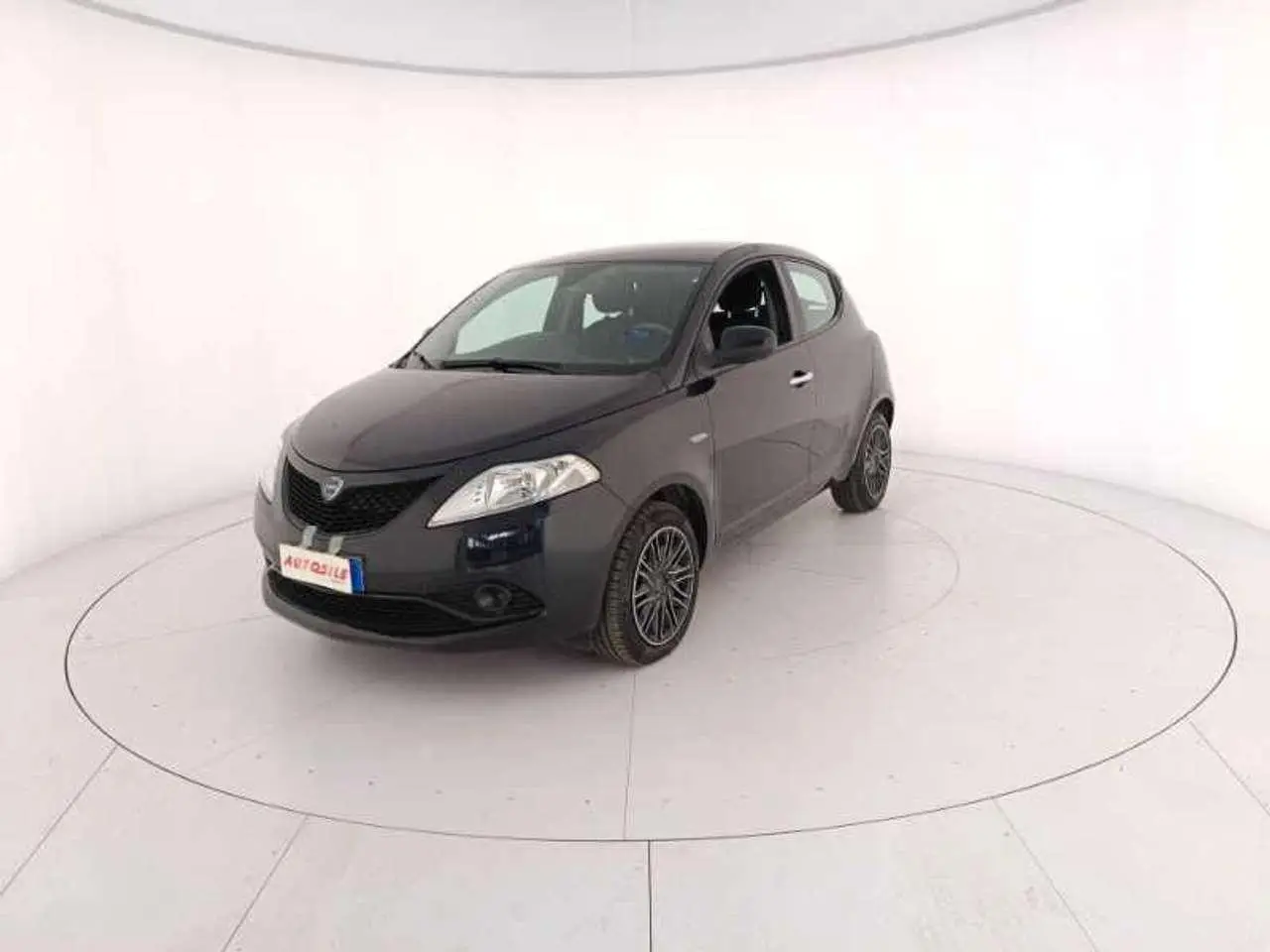 Photo 1 : Lancia Ypsilon 2019 Petrol