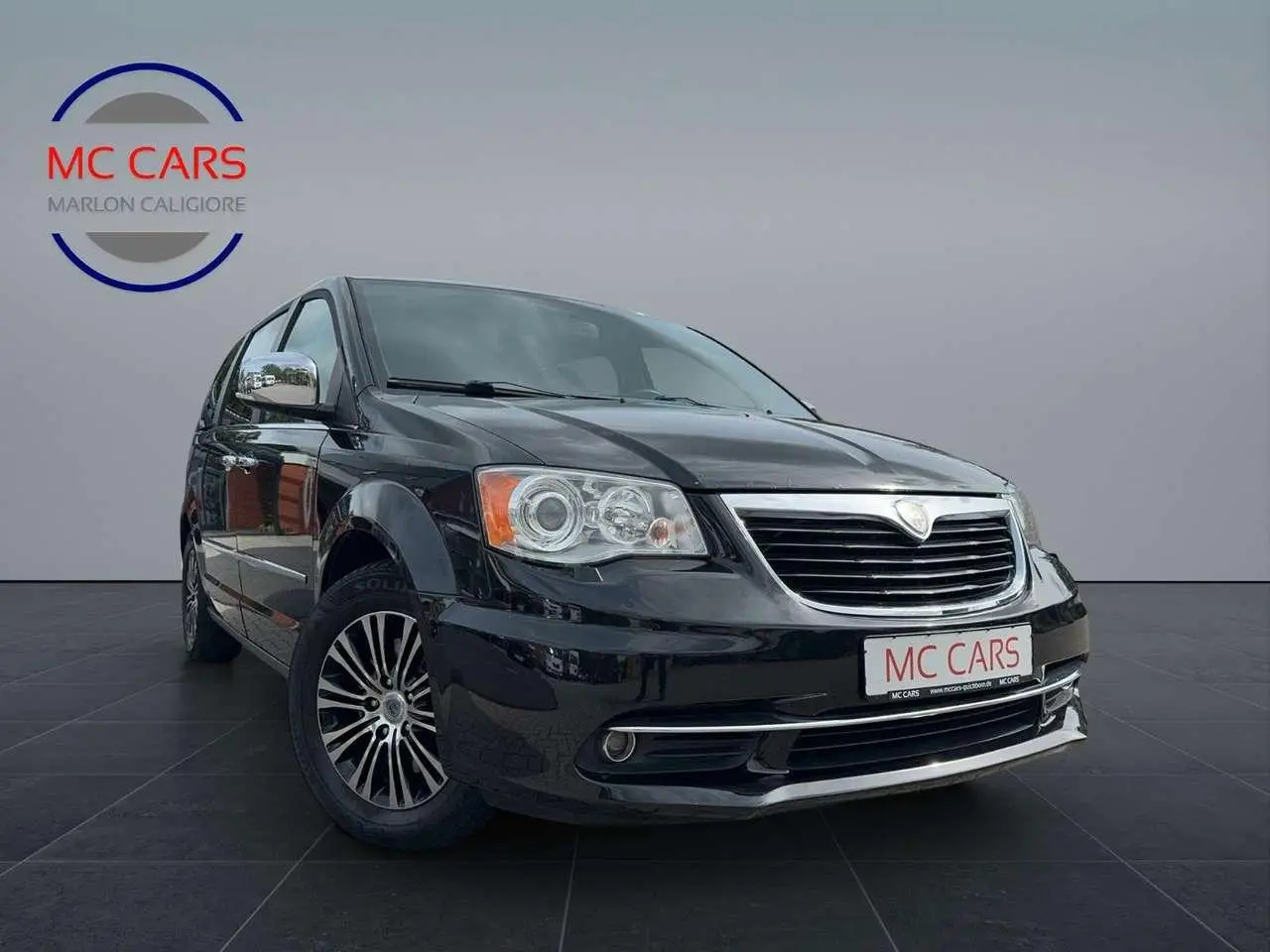 Photo 1 : Lancia Voyager 2015 Diesel