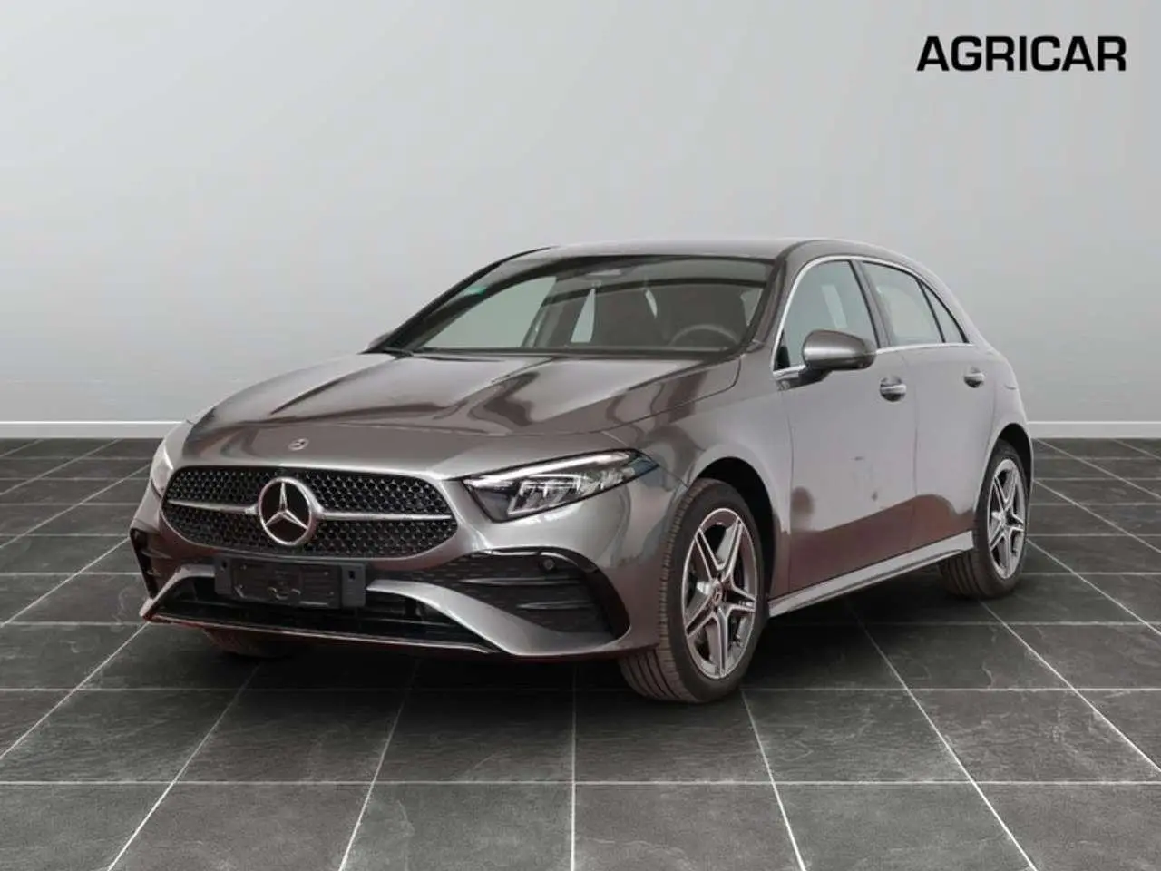 Photo 1 : Mercedes-benz Classe A 2024 Hybrid