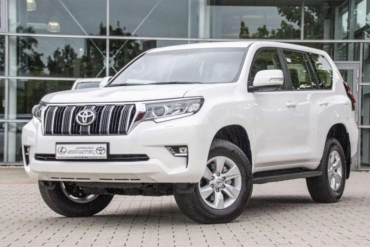 Photo 1 : Toyota Land Cruiser 2024 Diesel