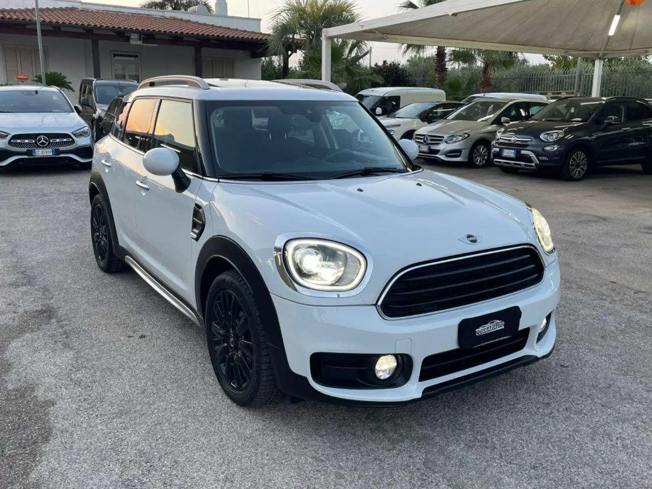 Photo 1 : Mini Cooper 2017 Diesel