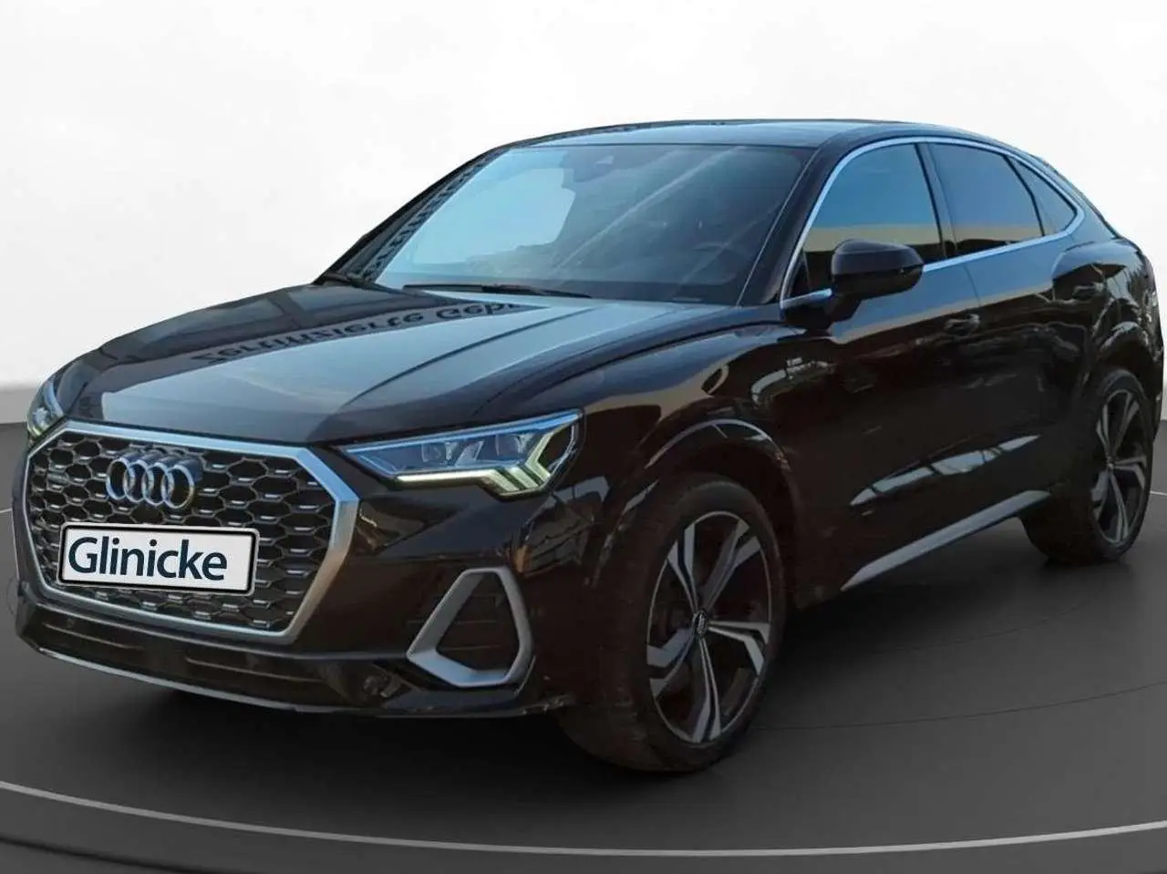 Photo 1 : Audi Q3 2020 Essence