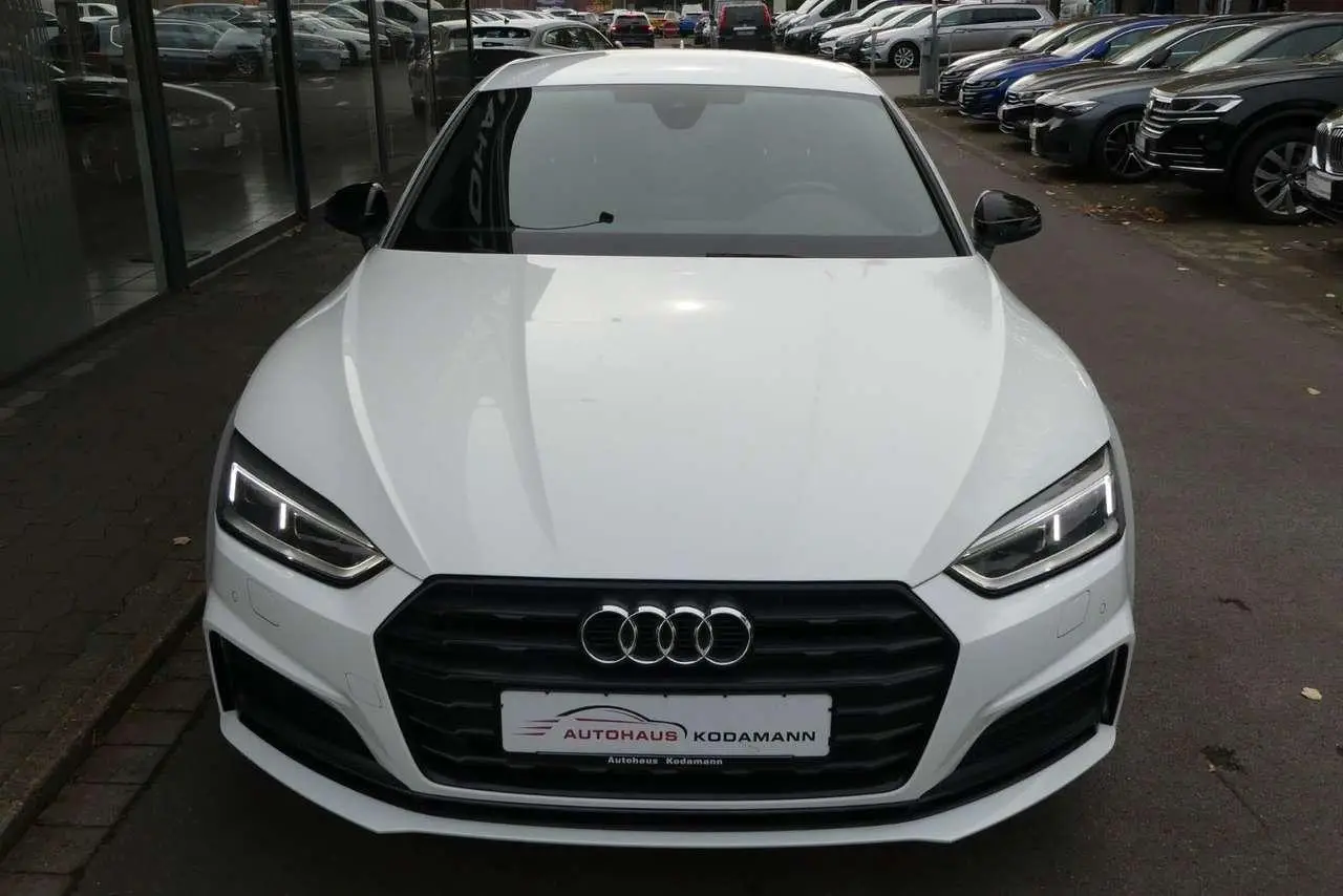 Photo 1 : Audi A5 2017 Diesel