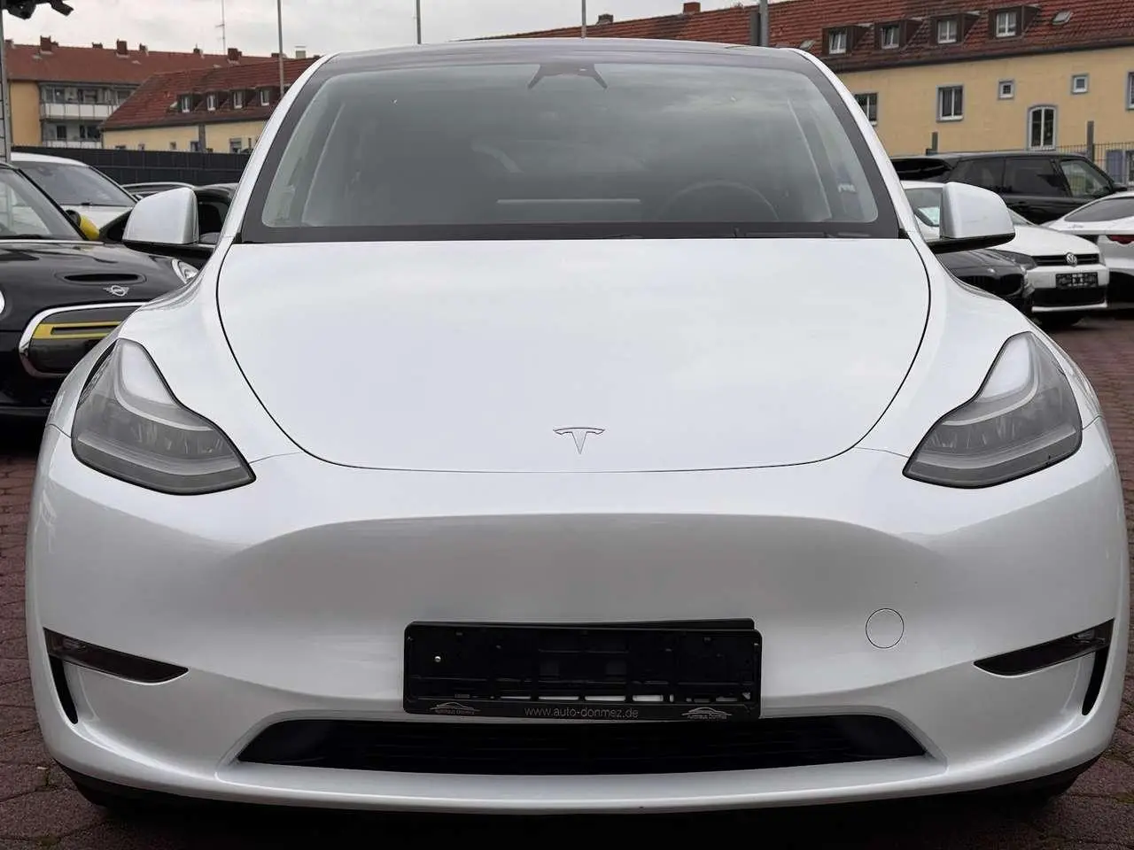 Photo 1 : Tesla Model Y 2023 Électrique