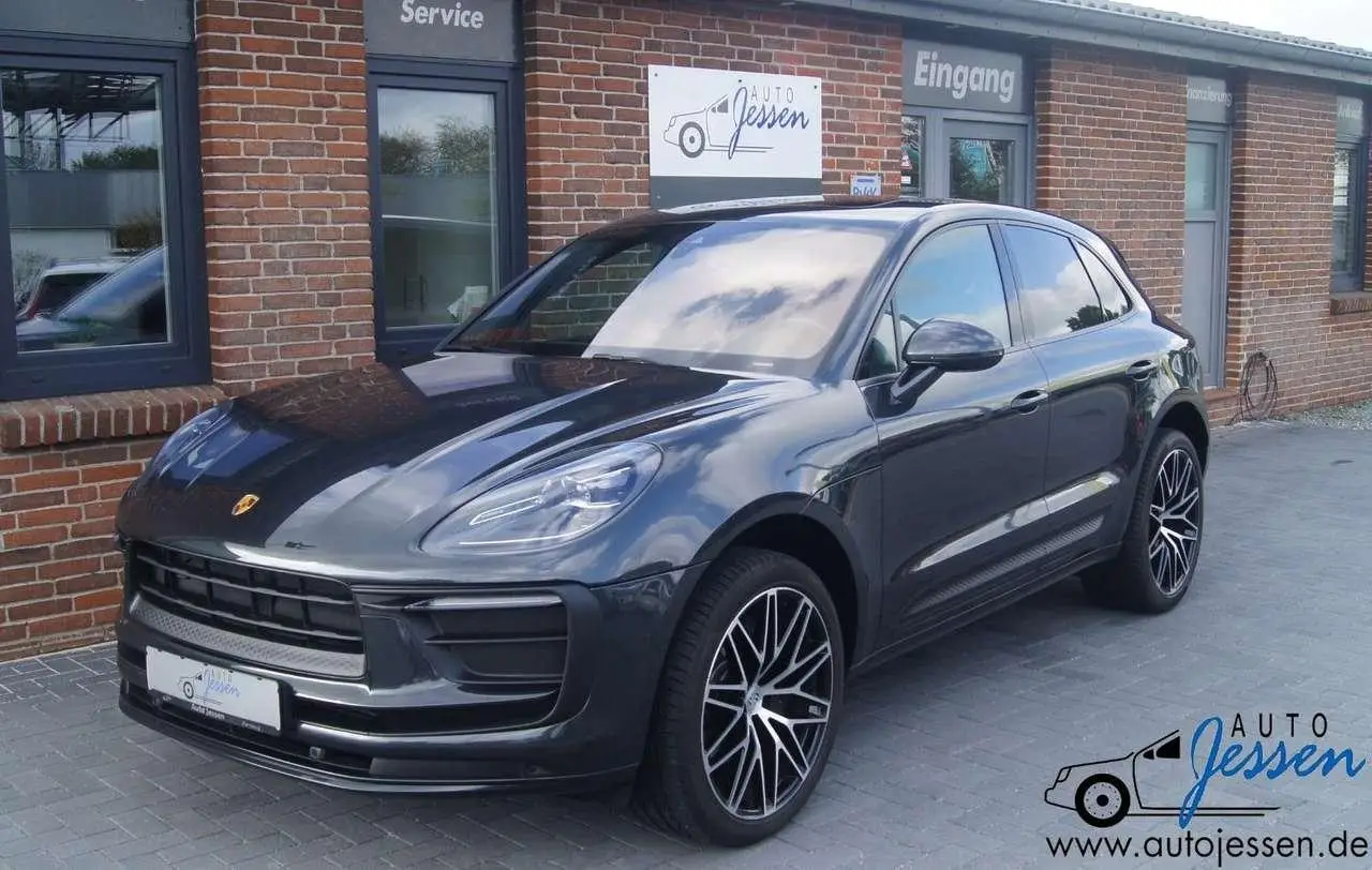 Photo 1 : Porsche Macan 2023 Petrol