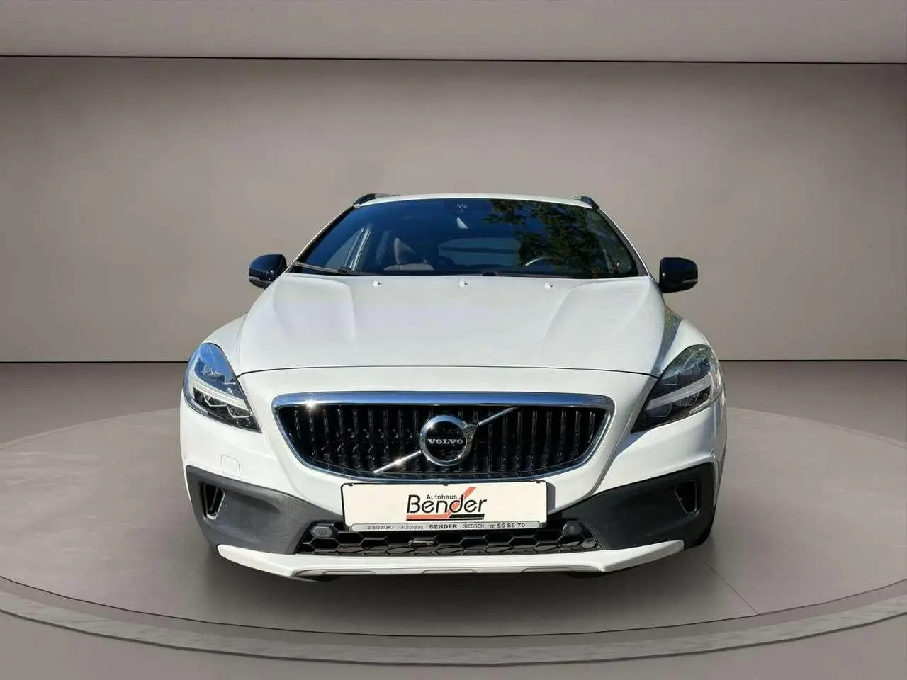 Photo 1 : Volvo V40 2016 Diesel