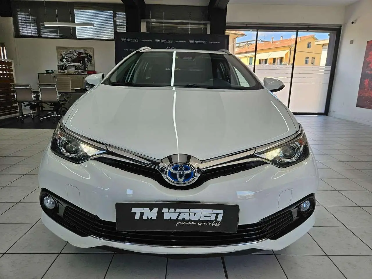 Photo 1 : Toyota Auris 2018 Hybrid