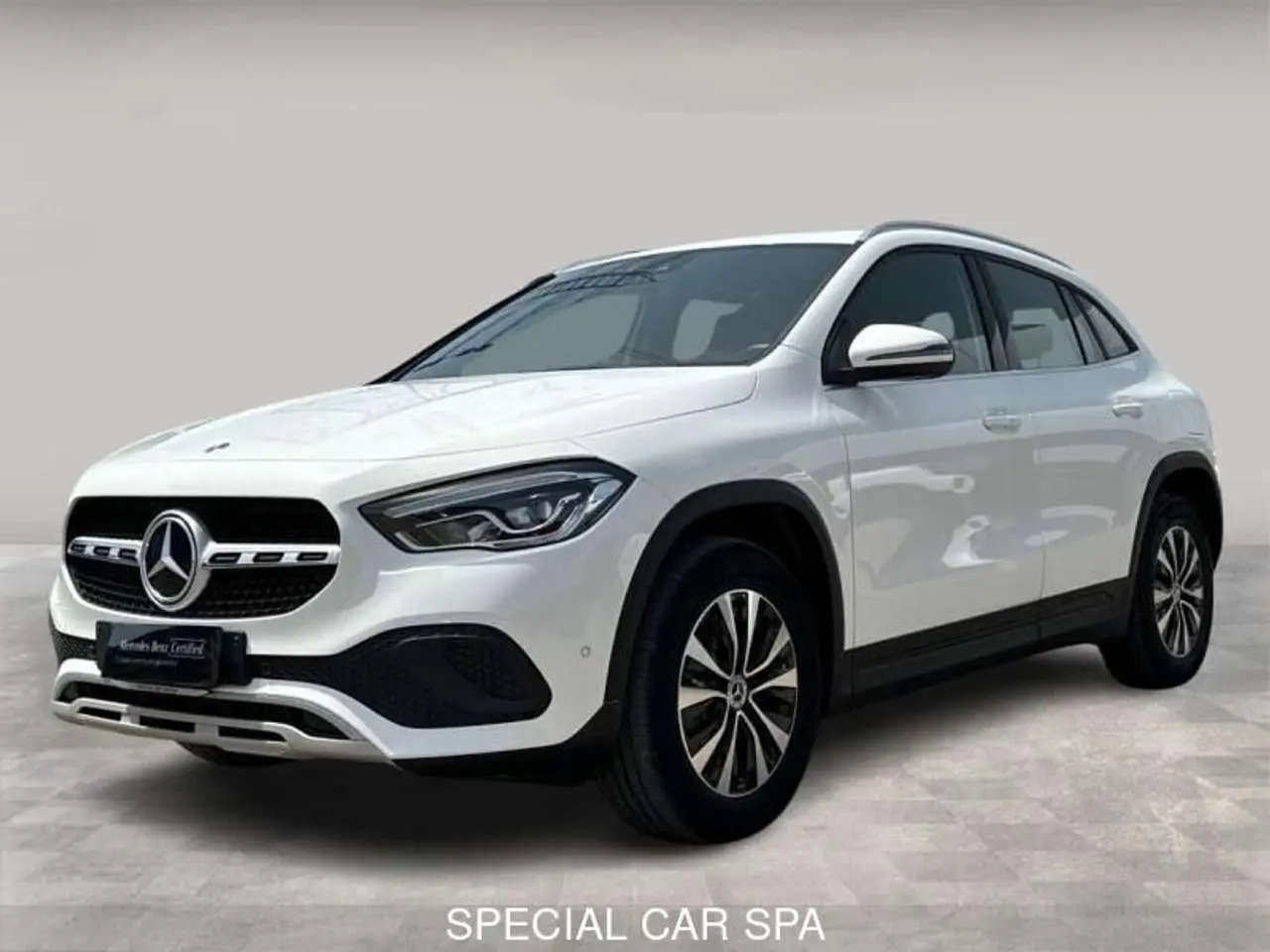 Photo 1 : Mercedes-benz Classe Gla 2022 Hybrid