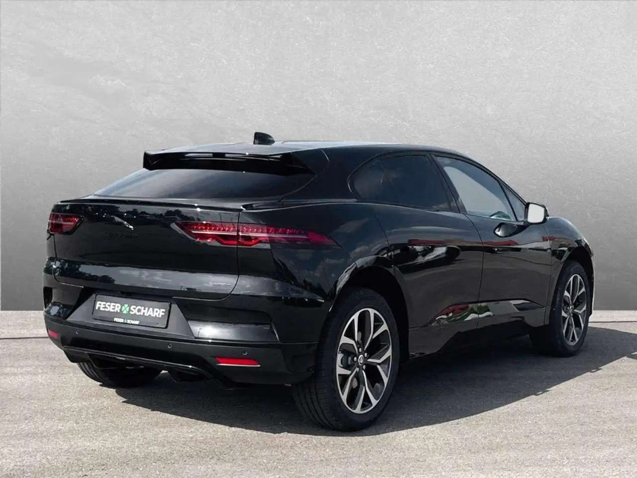 Photo 1 : Jaguar I-pace 2024 Electric