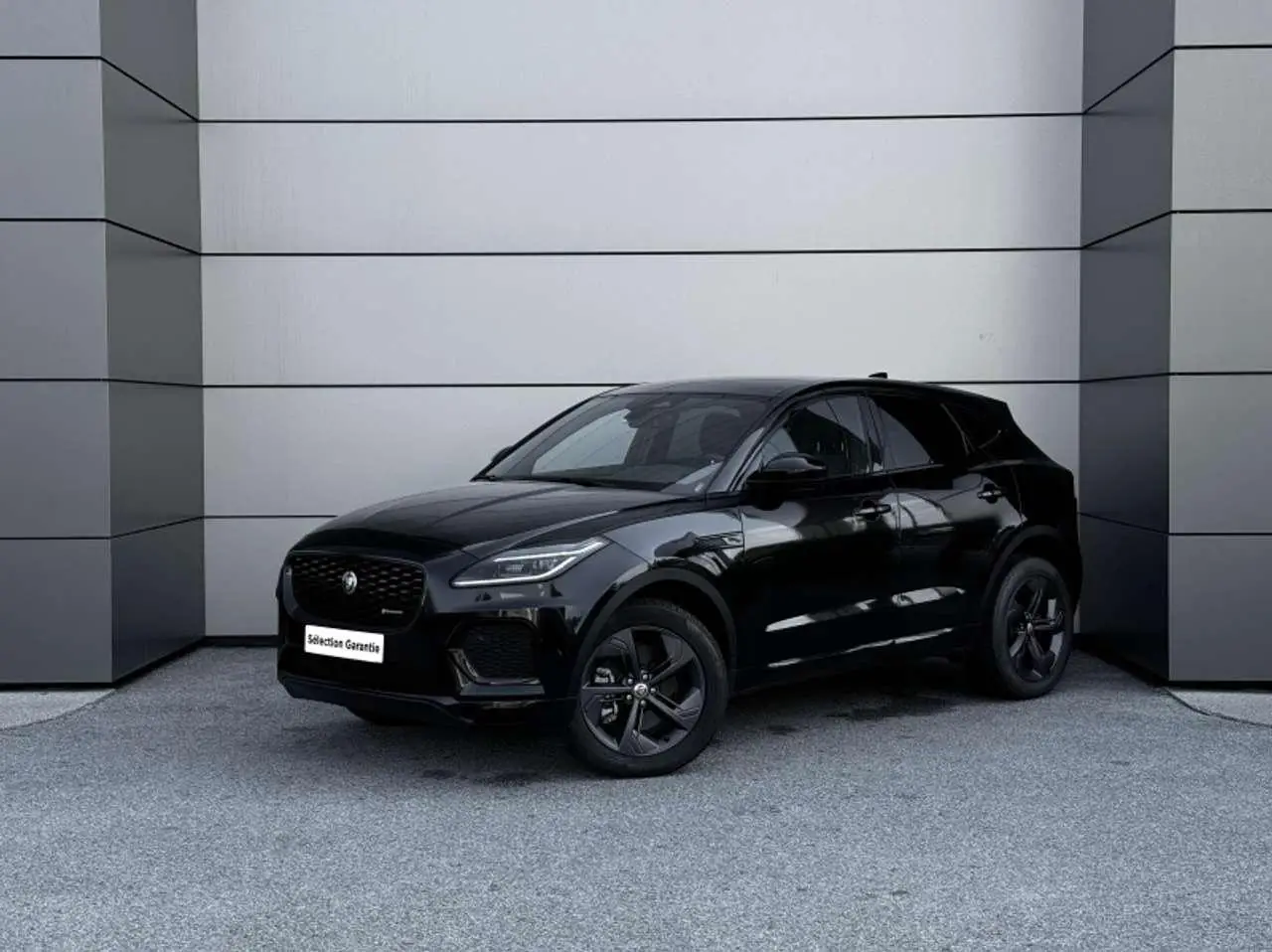 Photo 1 : Jaguar E-pace 2022 Autres