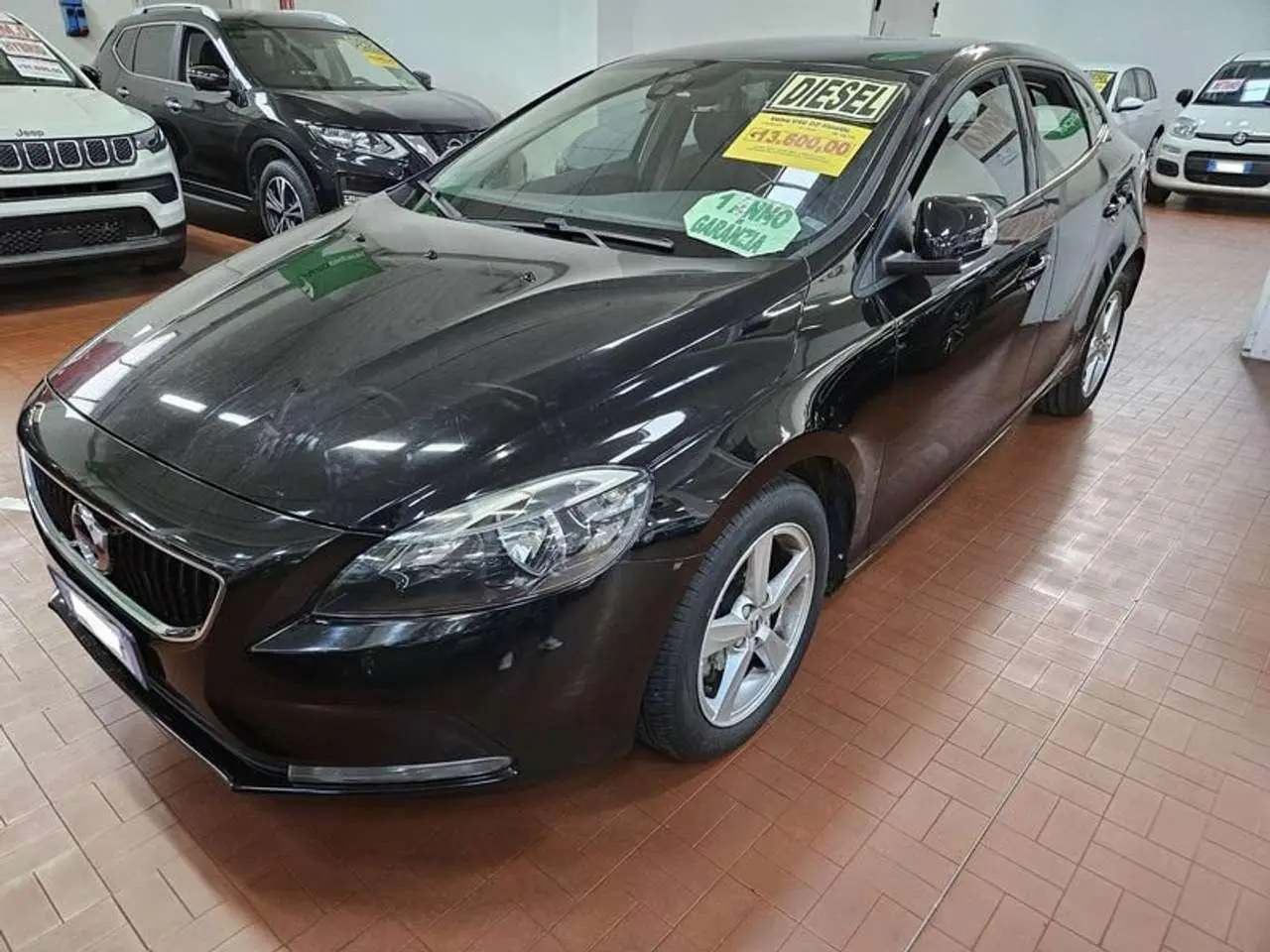 Photo 1 : Volvo V40 2018 Diesel