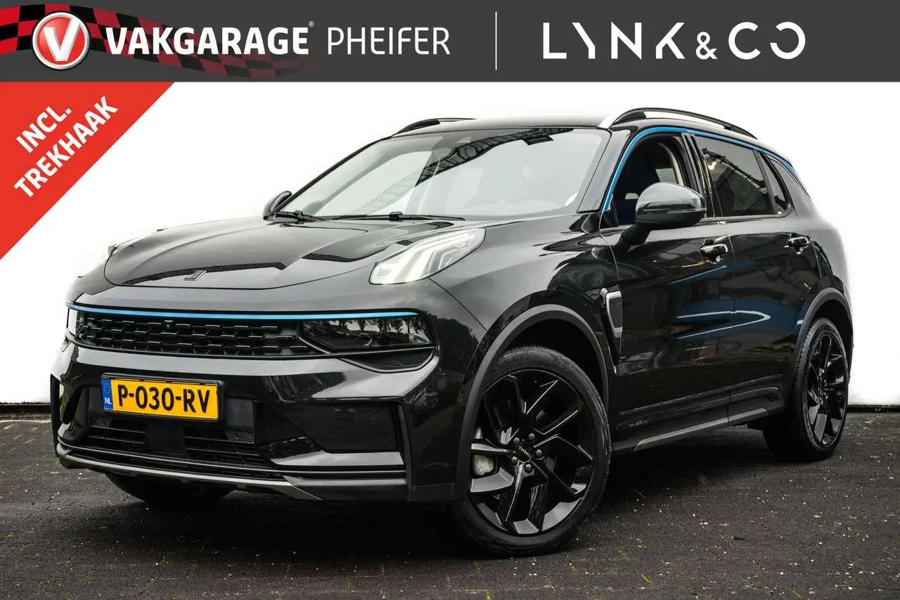 Photo 1 : Lynk & Co 01 2022 Hybrid