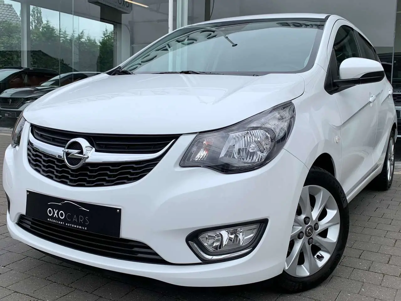 Photo 1 : Opel Karl 2016 Petrol