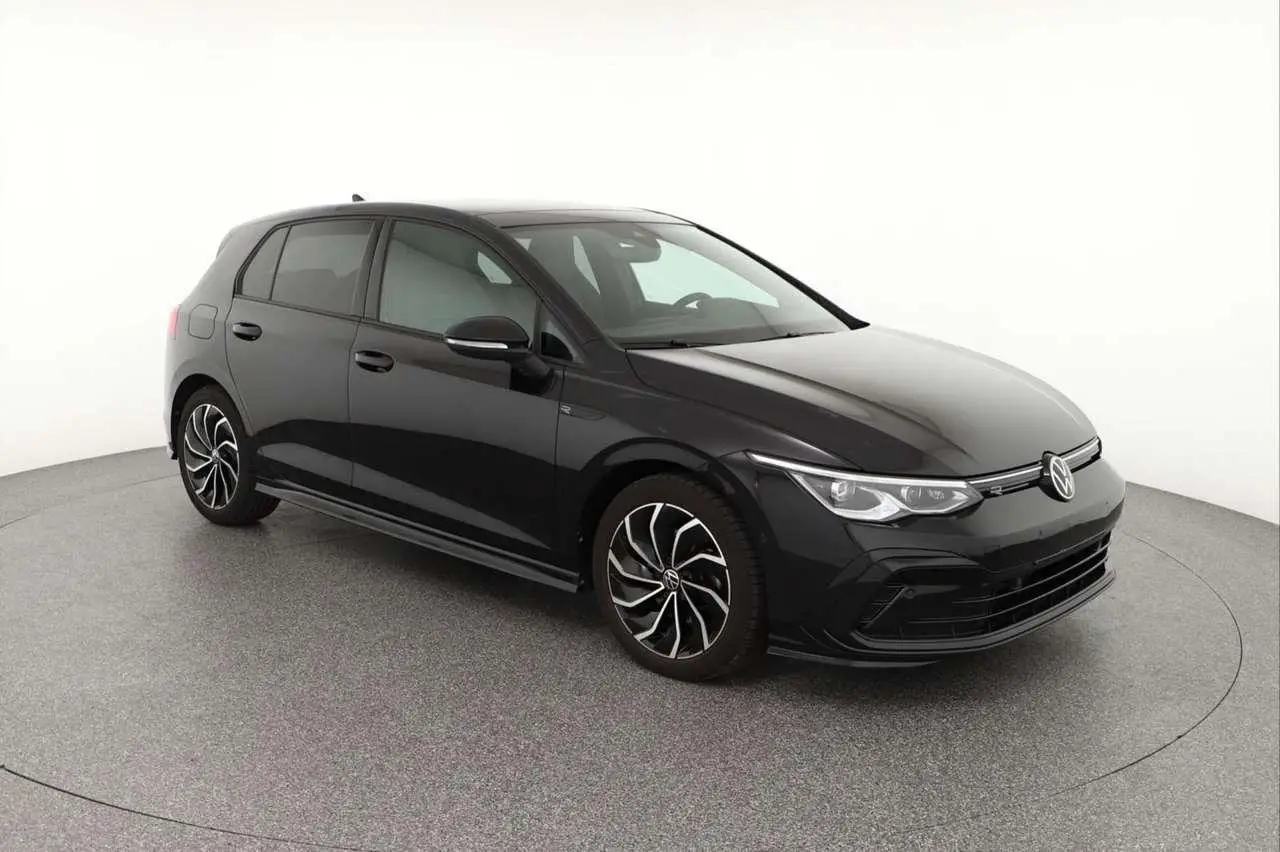 Photo 1 : Volkswagen Golf 2021 Essence