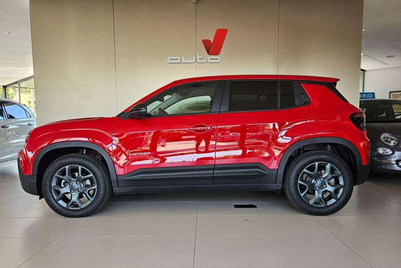 Photo 1 : Jeep Avenger 2023 Petrol