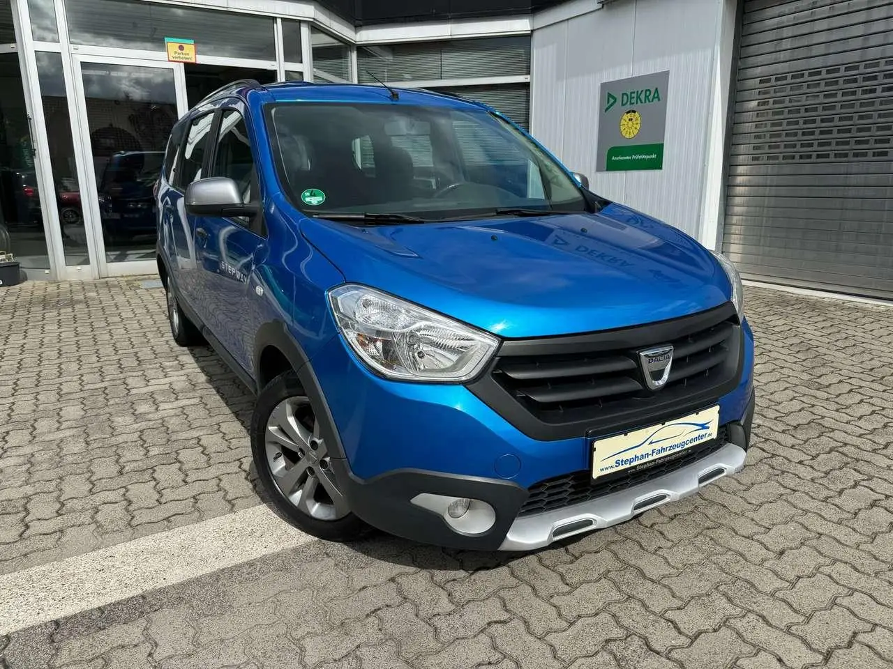 Photo 1 : Dacia Lodgy 2016 Essence