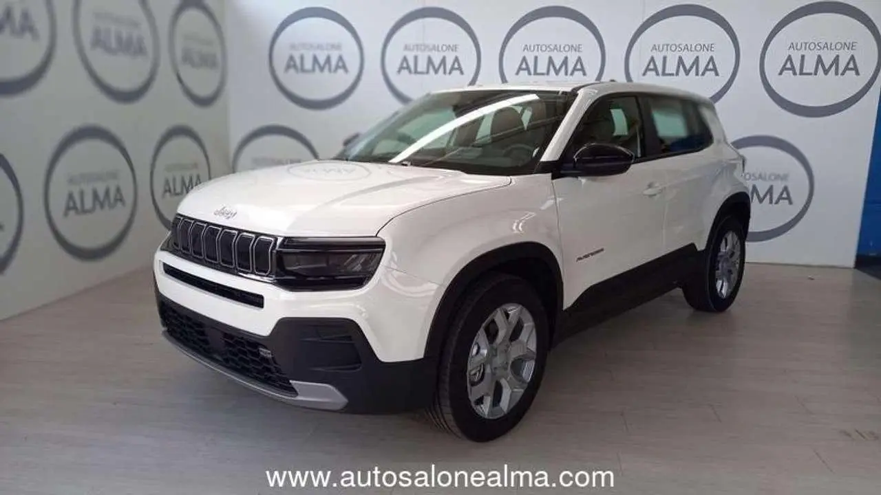 Photo 1 : Jeep Avenger 2024 Petrol