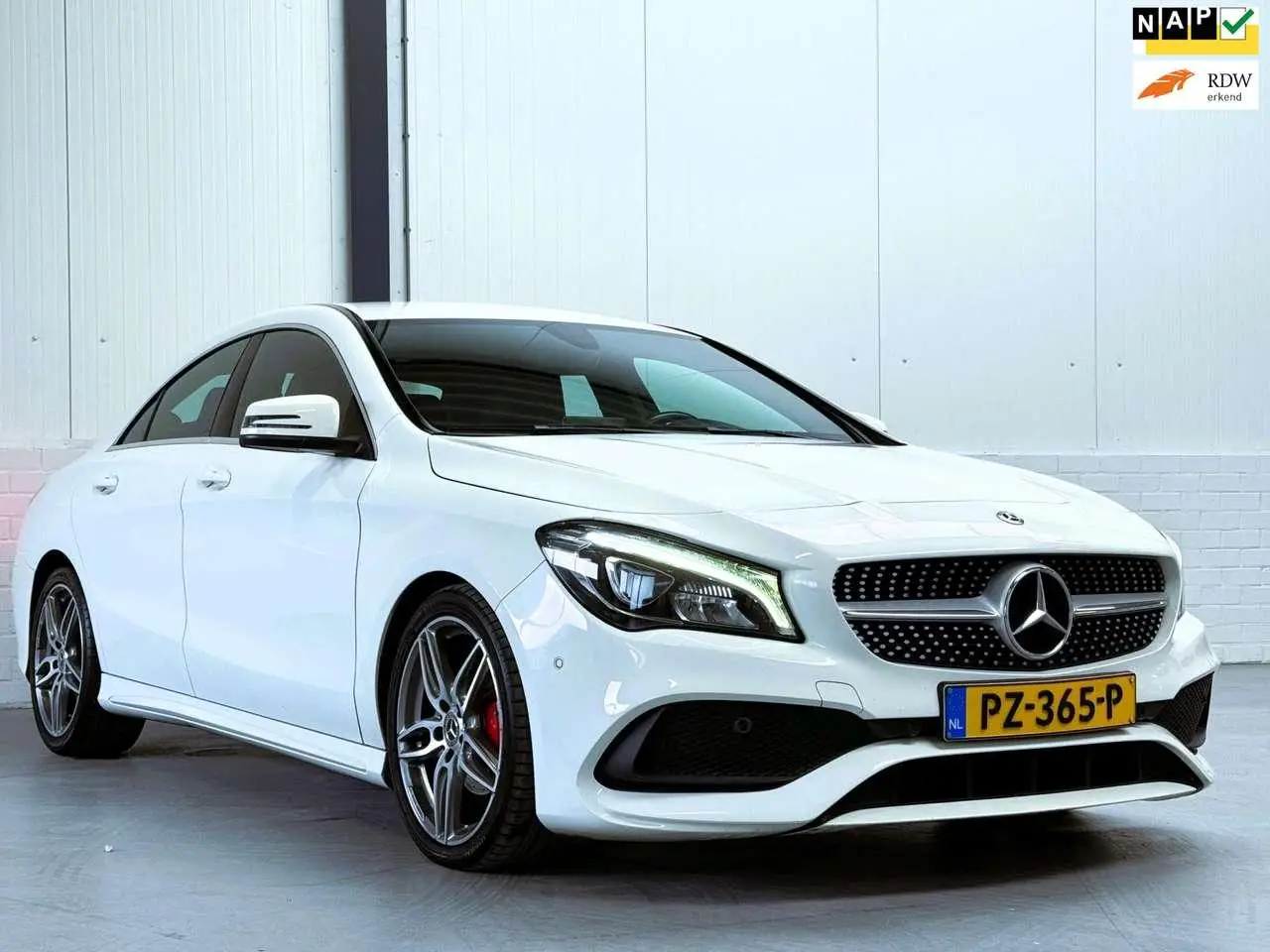 Photo 1 : Mercedes-benz Classe Cla 2017 Petrol