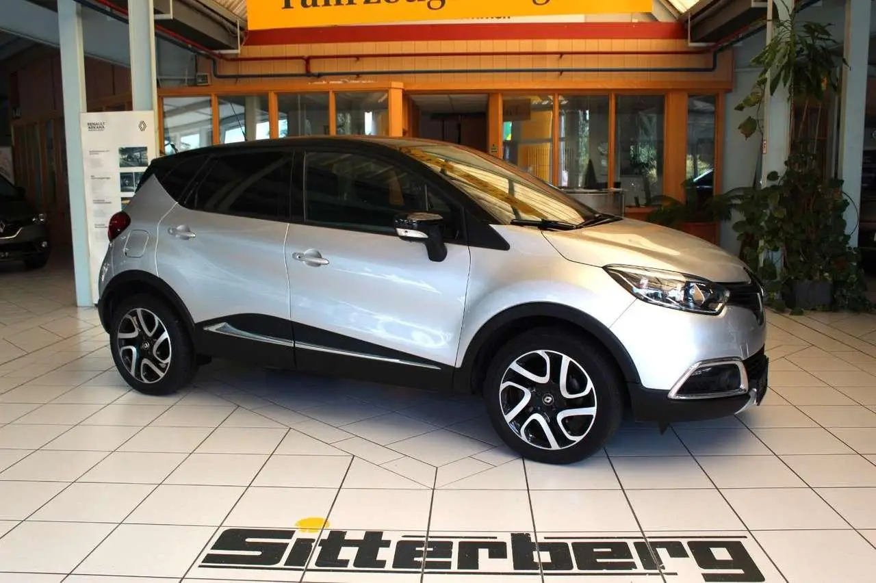 Photo 1 : Renault Captur 2017 Petrol