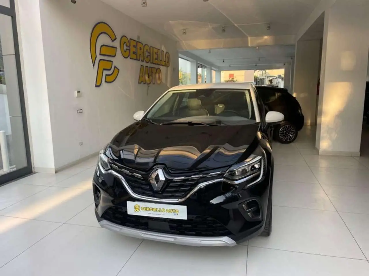 Photo 1 : Renault Captur 2023 Essence