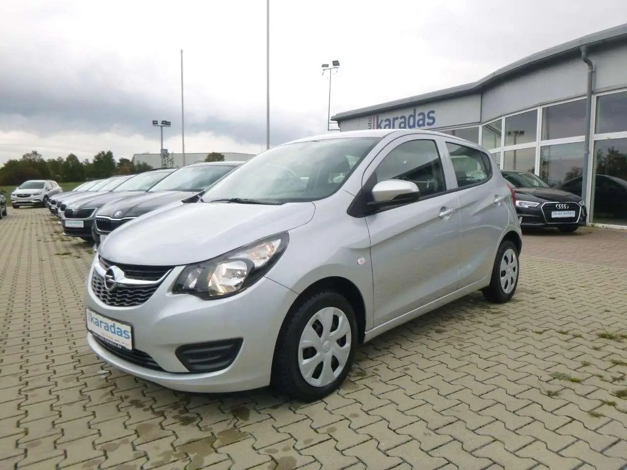 Photo 1 : Opel Karl 2018 Petrol