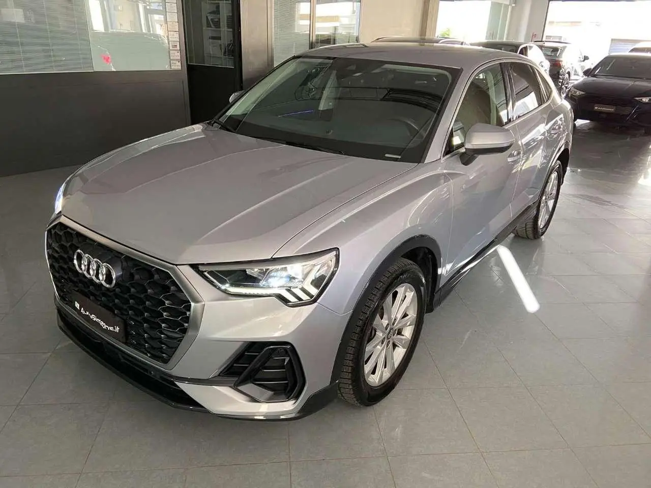 Photo 1 : Audi Q3 2020 Diesel