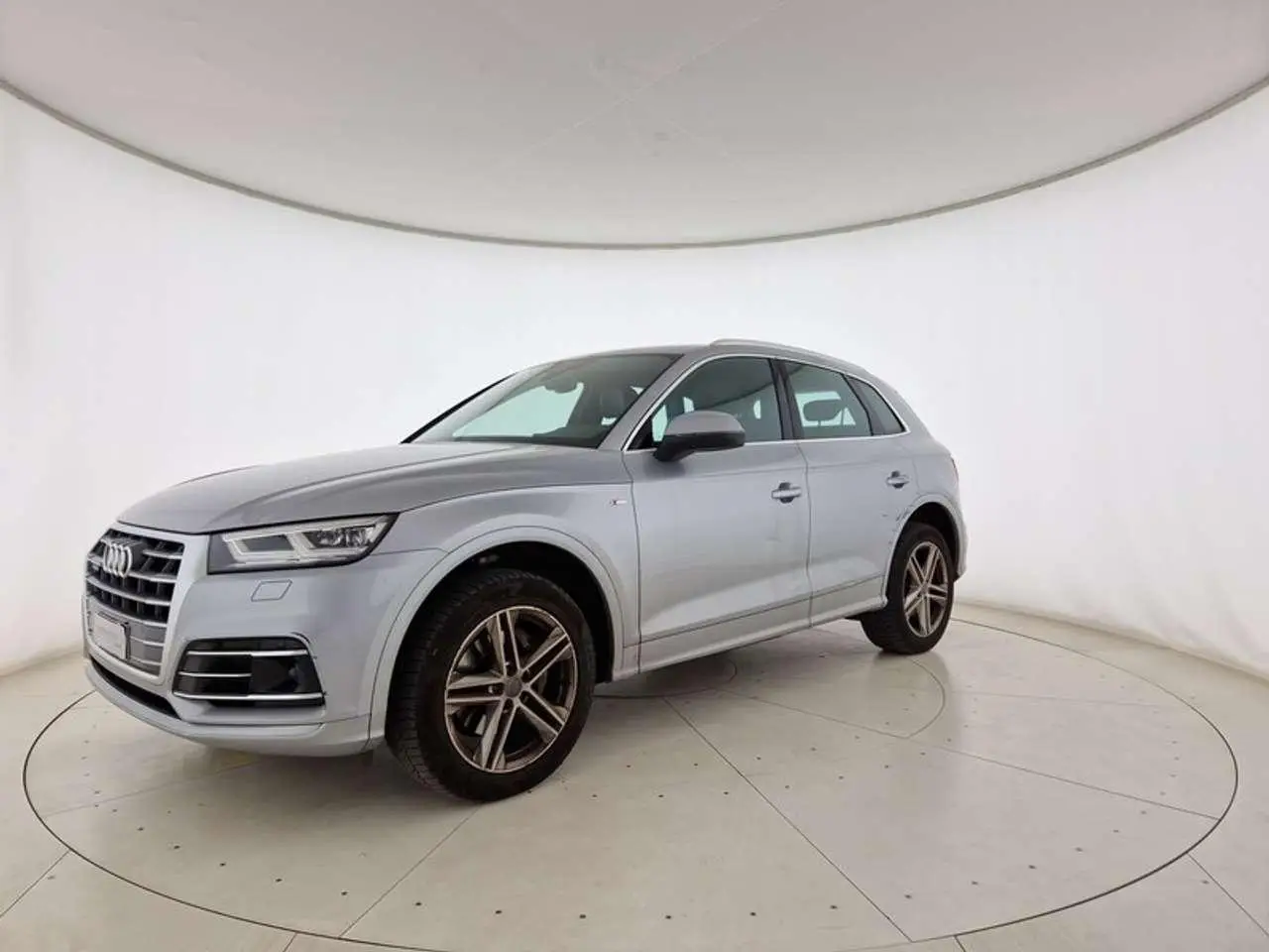 Photo 1 : Audi Q5 2019 Diesel