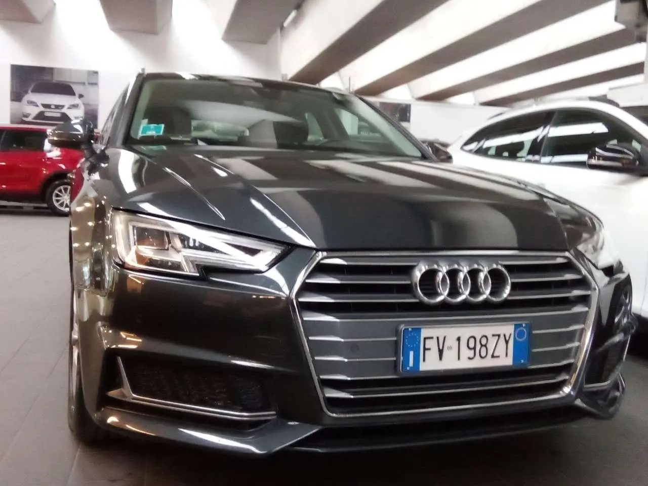 Photo 1 : Audi A4 2019 Diesel