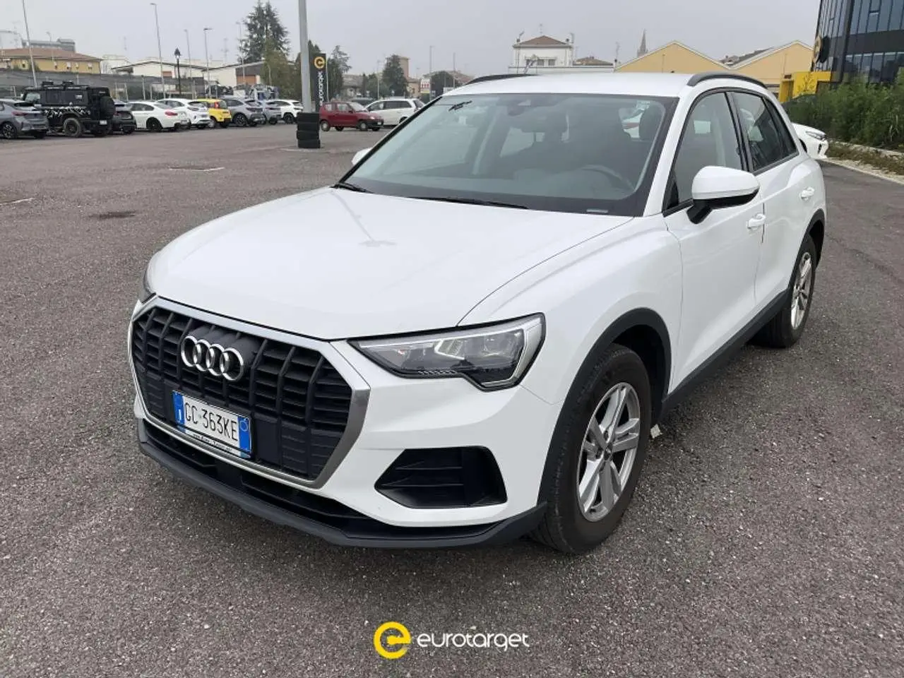 Photo 1 : Audi Q3 2020 Petrol