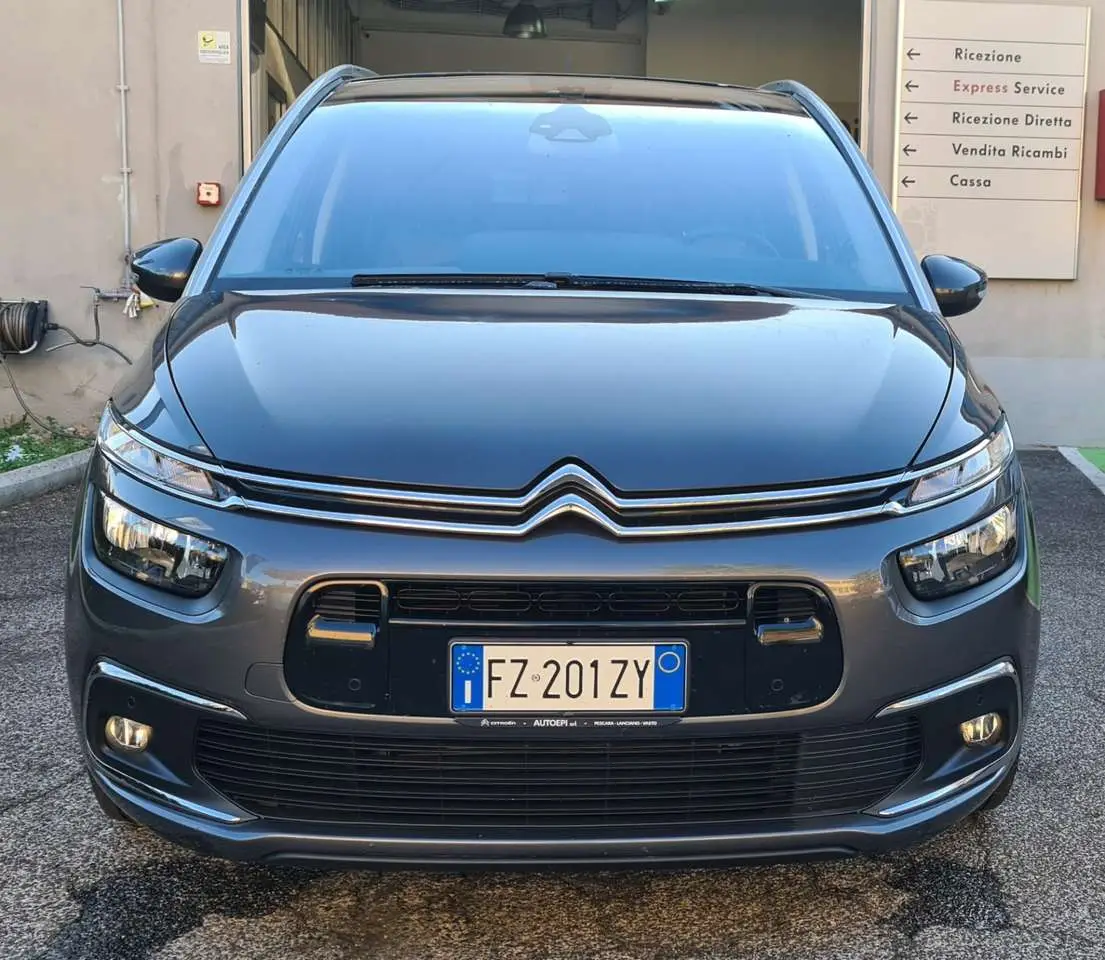 Photo 1 : Citroen C4 2019 Petrol