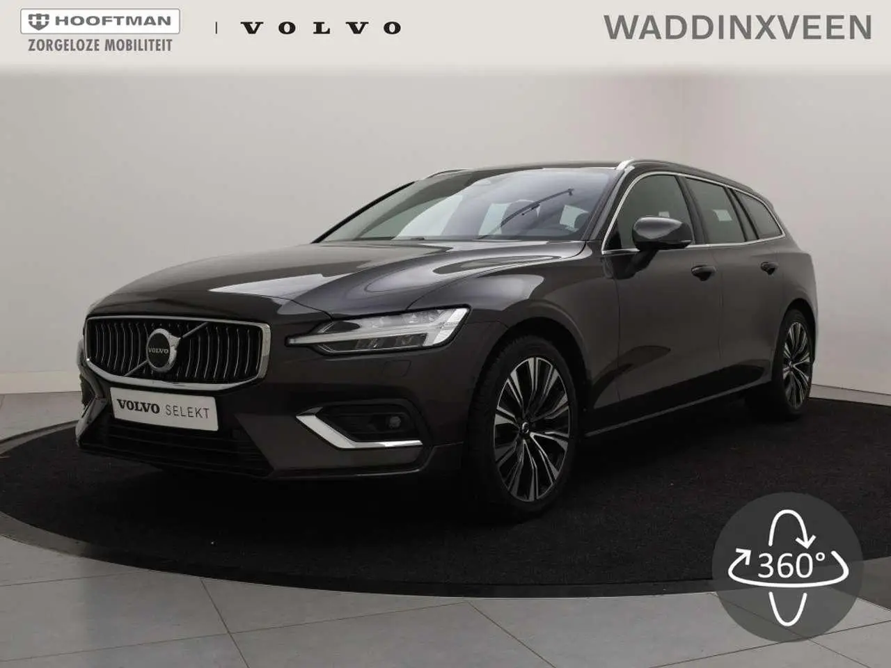 Photo 1 : Volvo V60 2023 Essence