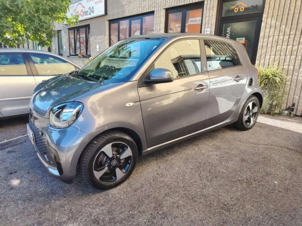 Photo 1 : Smart Forfour 2021 Électrique