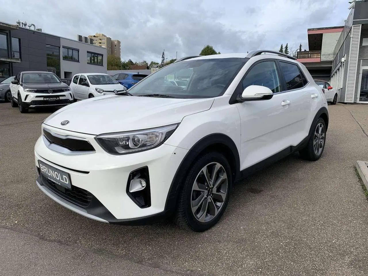 Photo 1 : Kia Stonic 2018 Petrol