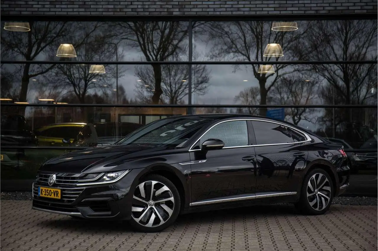 Photo 1 : Volkswagen Arteon 2017 Essence