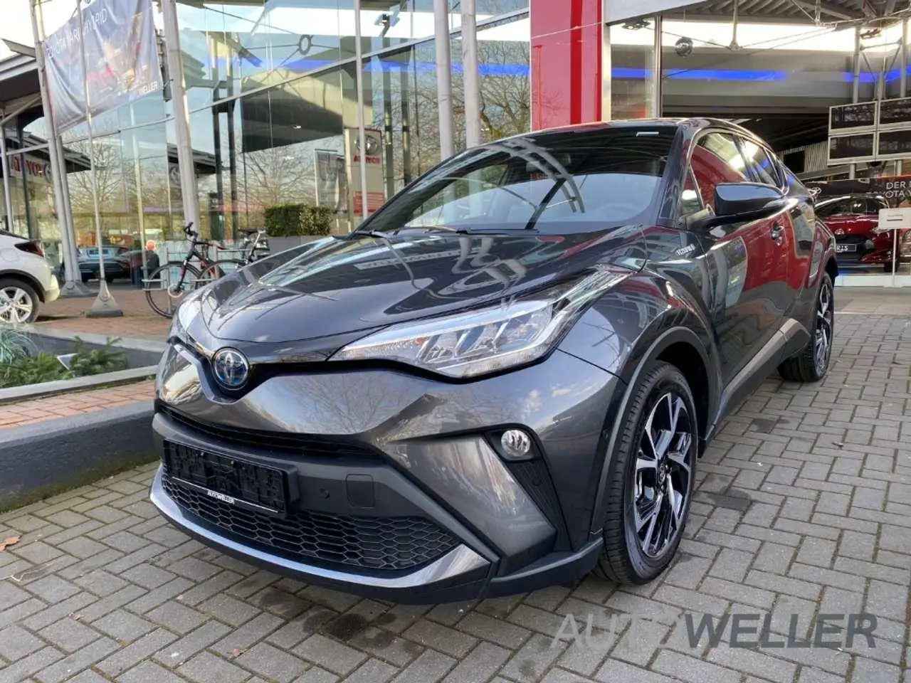 Photo 1 : Toyota C-hr 2024 Hybrid