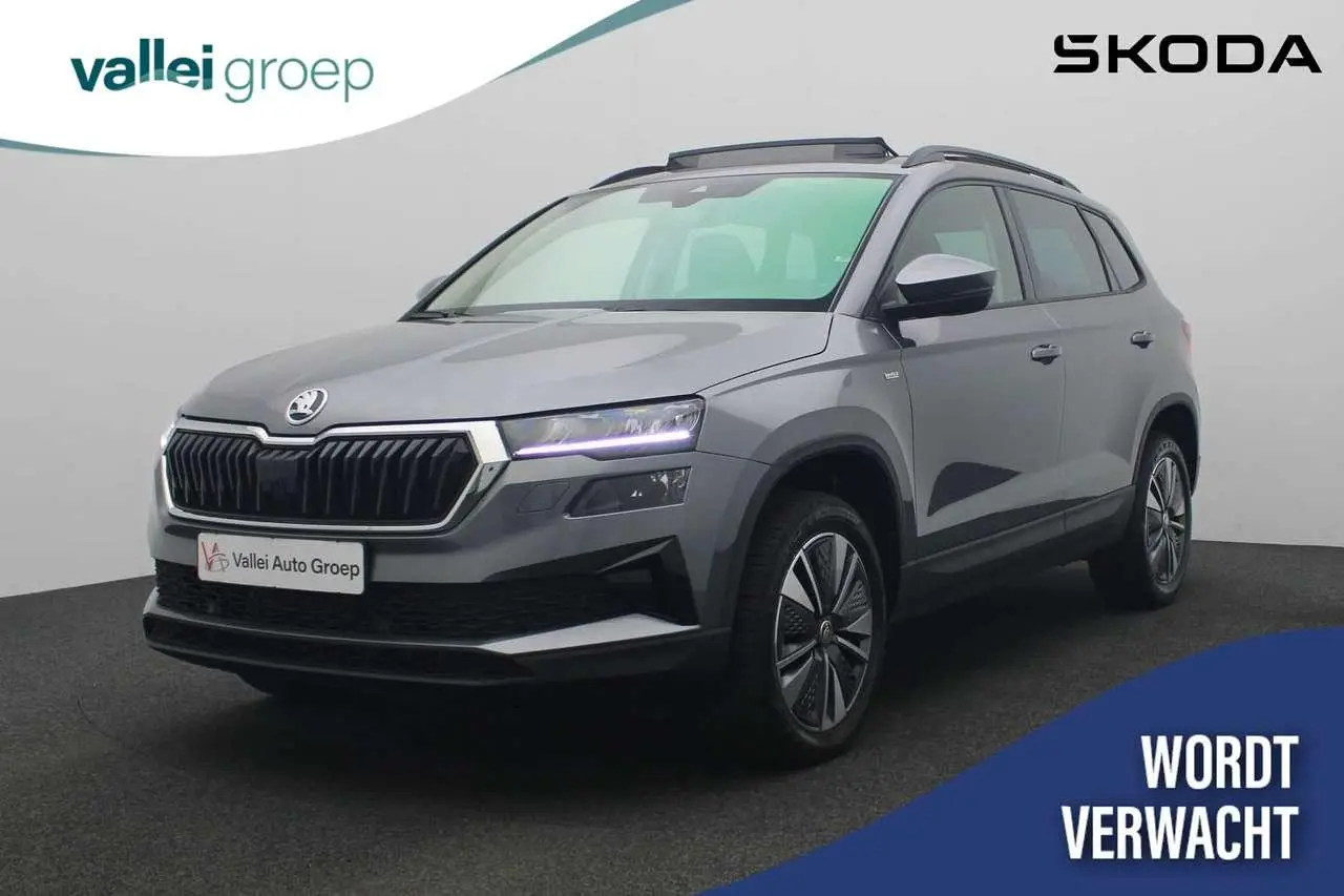 Photo 1 : Skoda Karoq 2023 Petrol