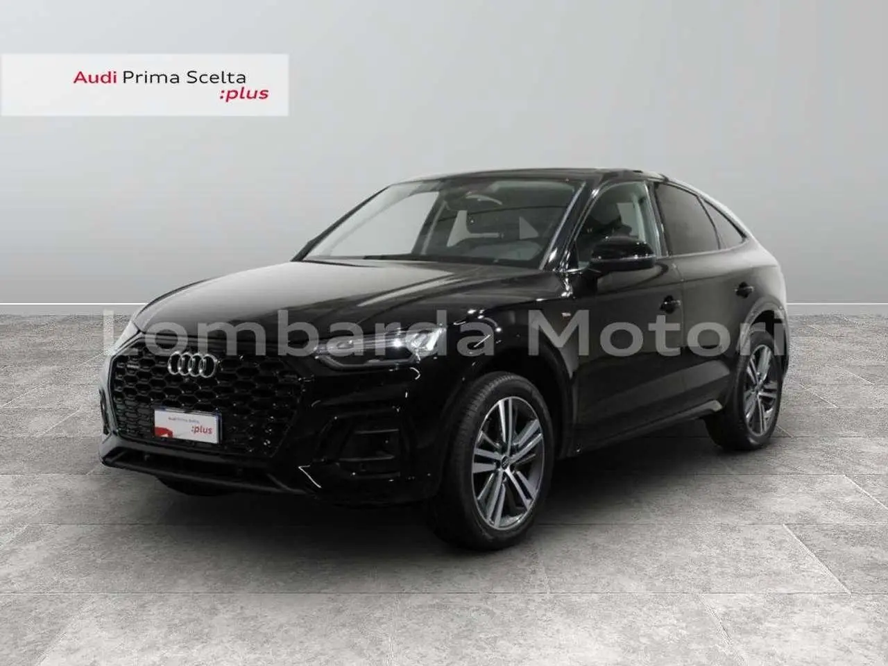 Photo 1 : Audi Q5 2023 Hybrid