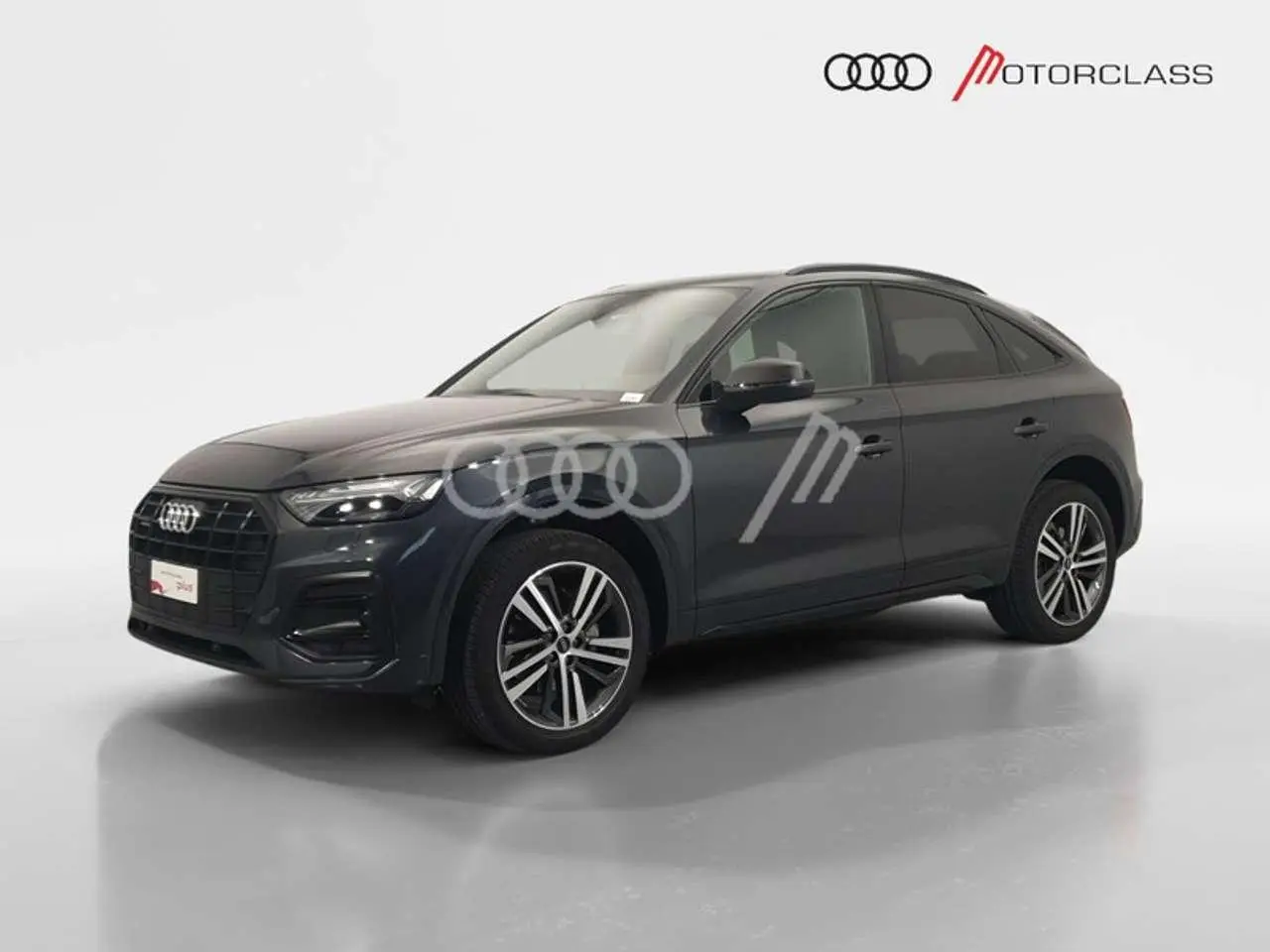 Photo 1 : Audi Q5 2023 Hybride