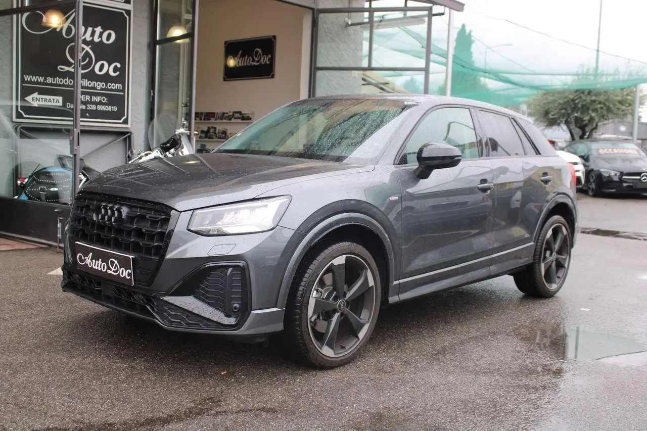 Photo 1 : Audi Q2 2021 Essence