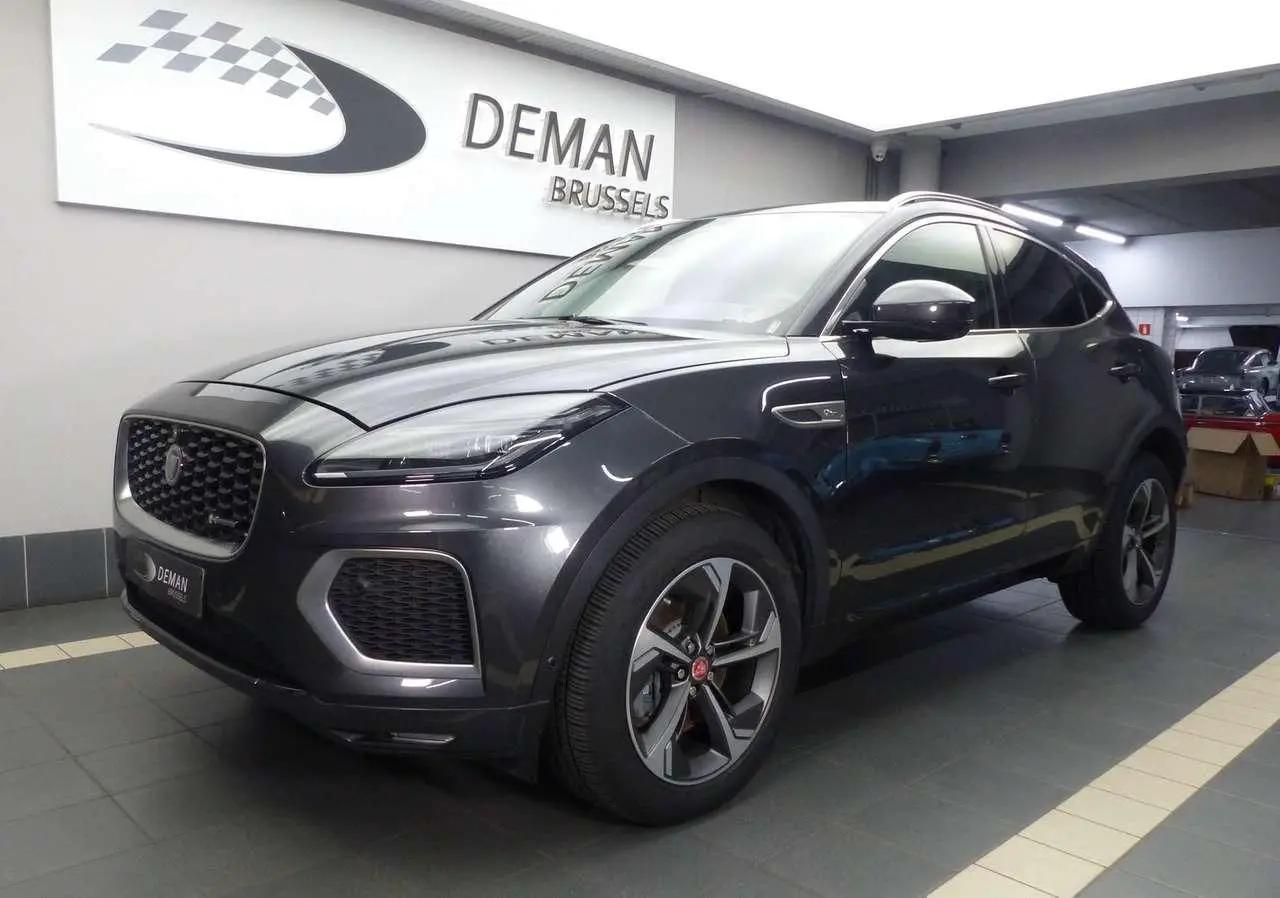 Photo 1 : Jaguar E-pace 2021 Petrol