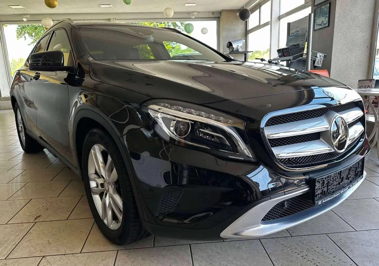 Photo 1 : Mercedes-benz Classe Gla 2015 Petrol