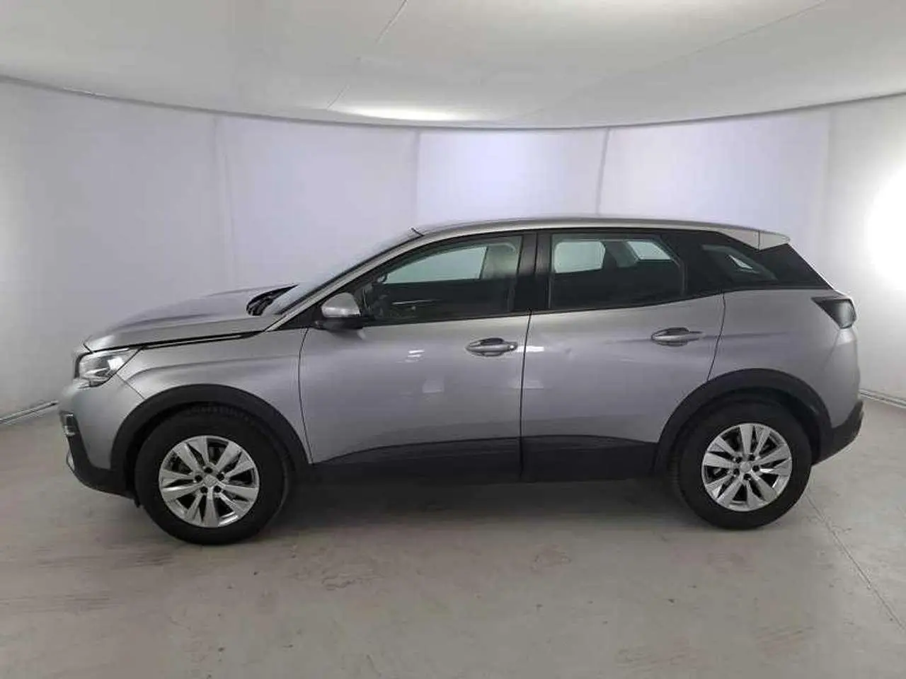 Photo 1 : Peugeot 3008 2020 Diesel