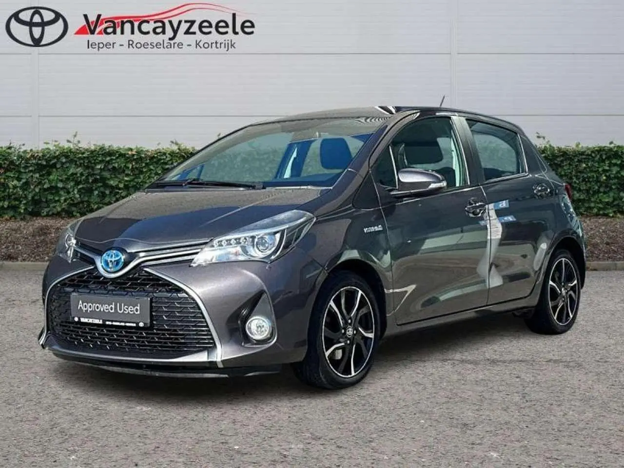 Photo 1 : Toyota Yaris 2016 Hybride