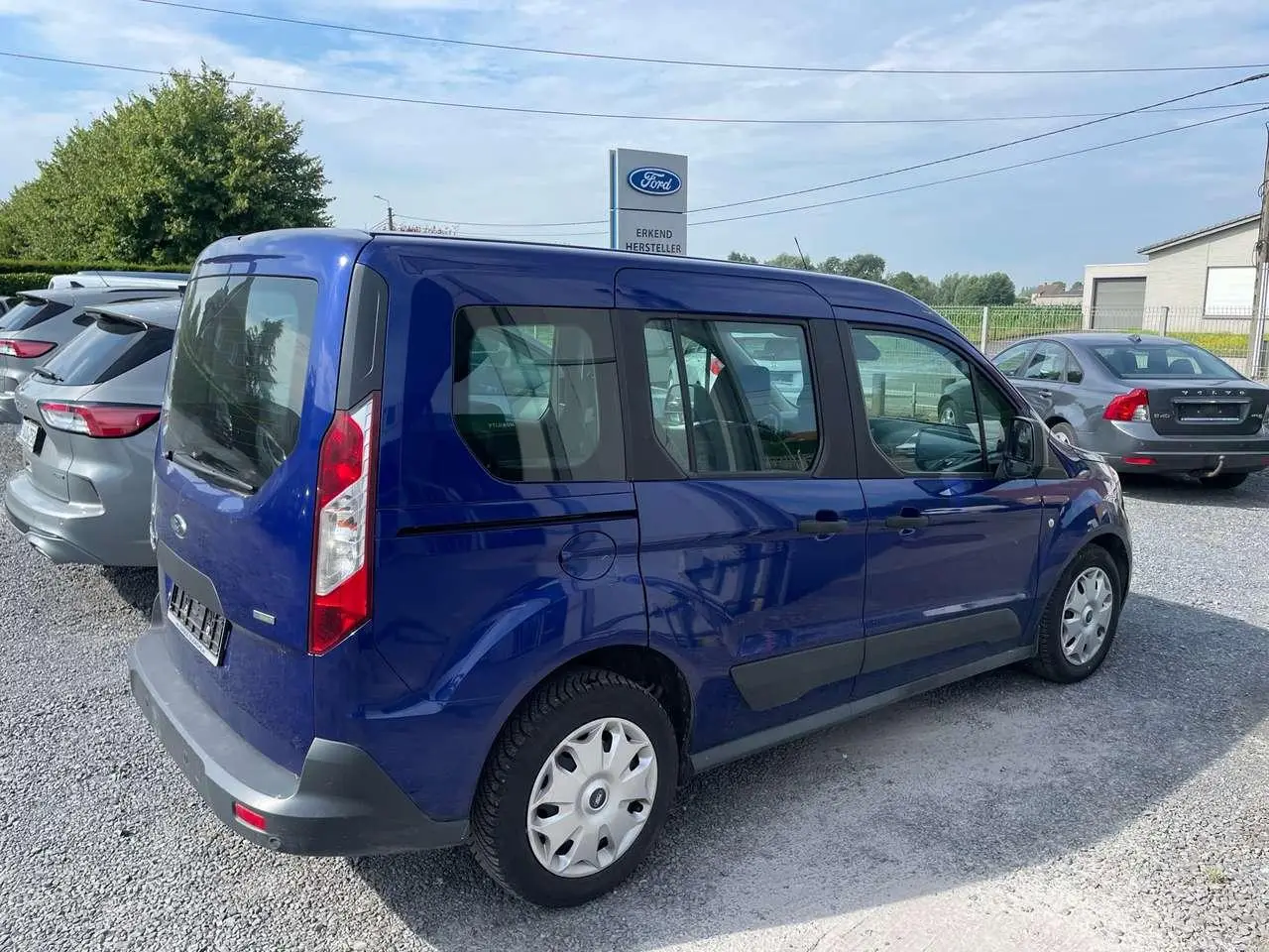 Photo 1 : Ford Tourneo 2017 Essence