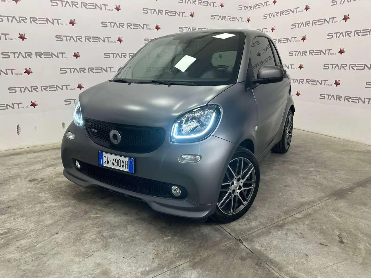 Photo 1 : Smart Fortwo 2018 Petrol