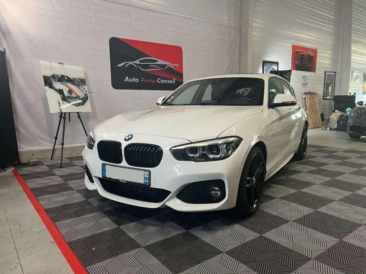 Photo 1 : Bmw Serie 1 2019 Diesel