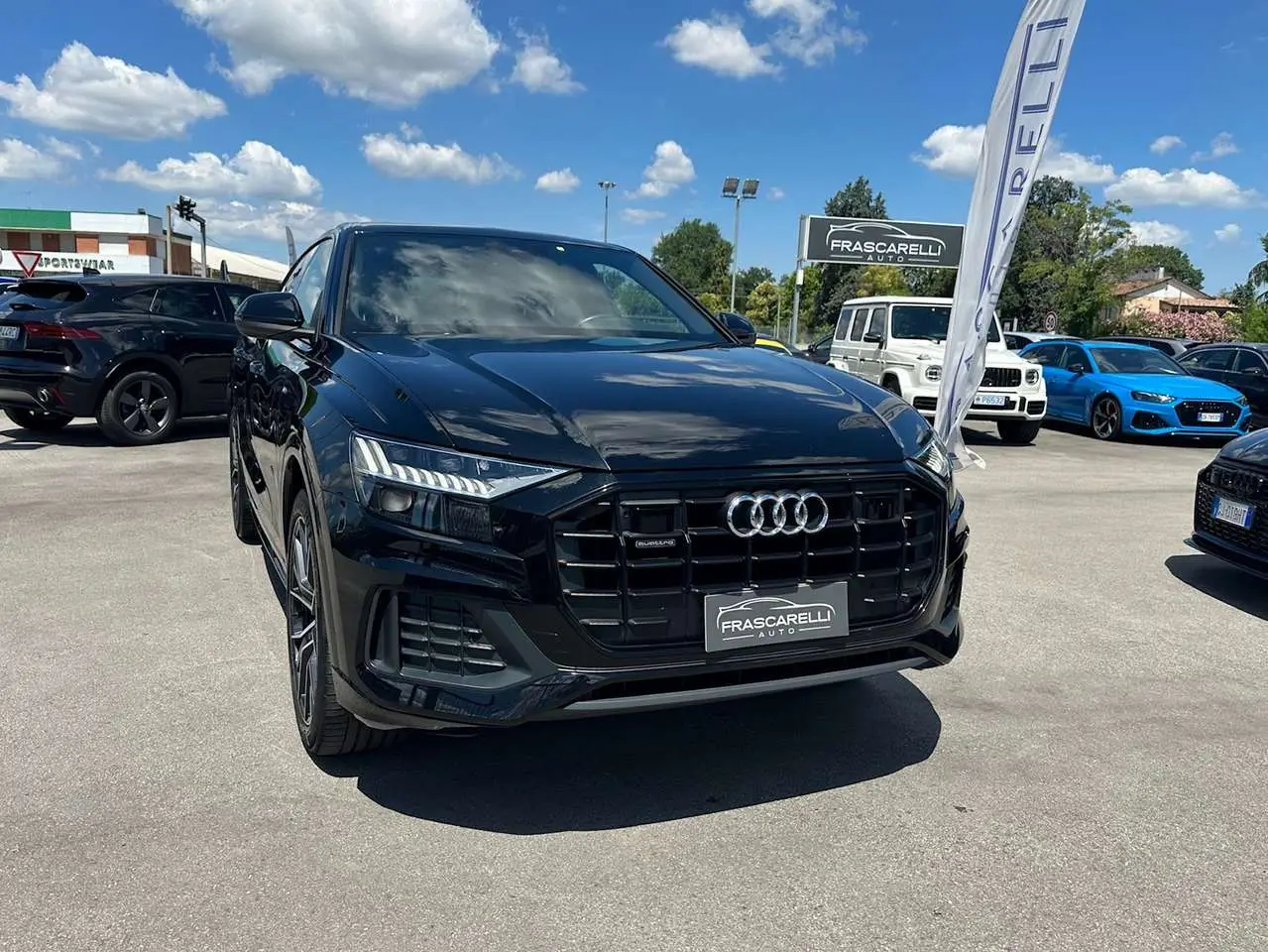 Photo 1 : Audi Q8 2019 Hybride