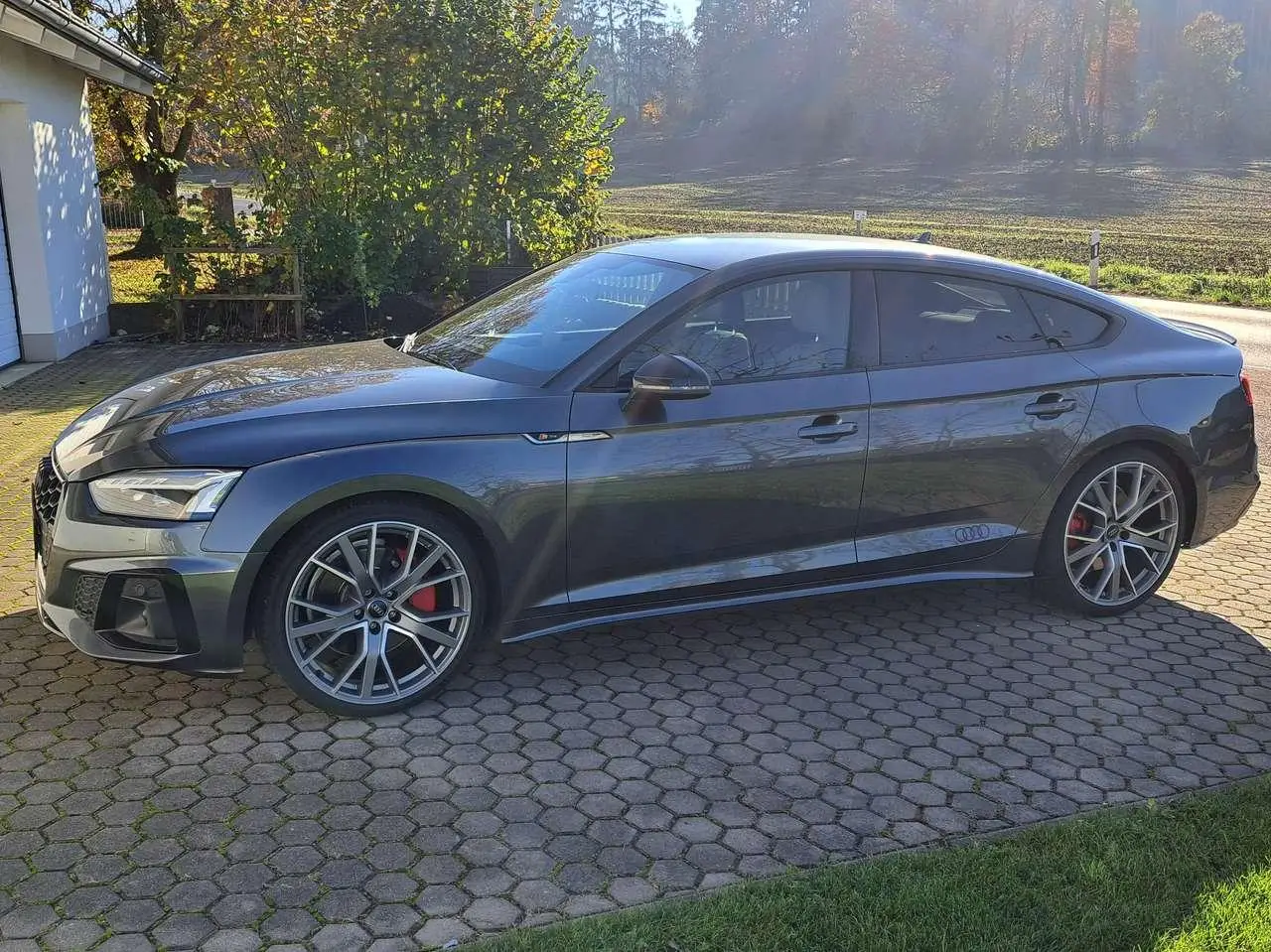 Photo 1 : Audi A5 2020 Petrol