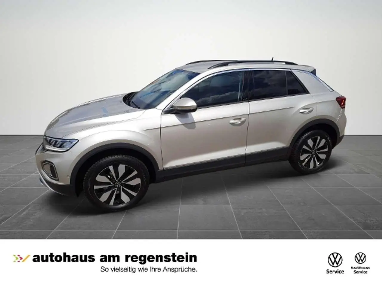 Photo 1 : Volkswagen T-roc 2023 Essence